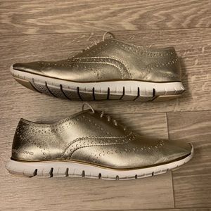 Women’s gold shoes